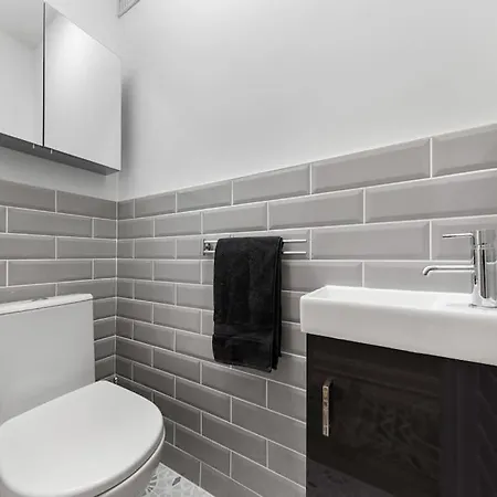 Brand New 3 Bedroom Flat In Central Londra Esterno foto