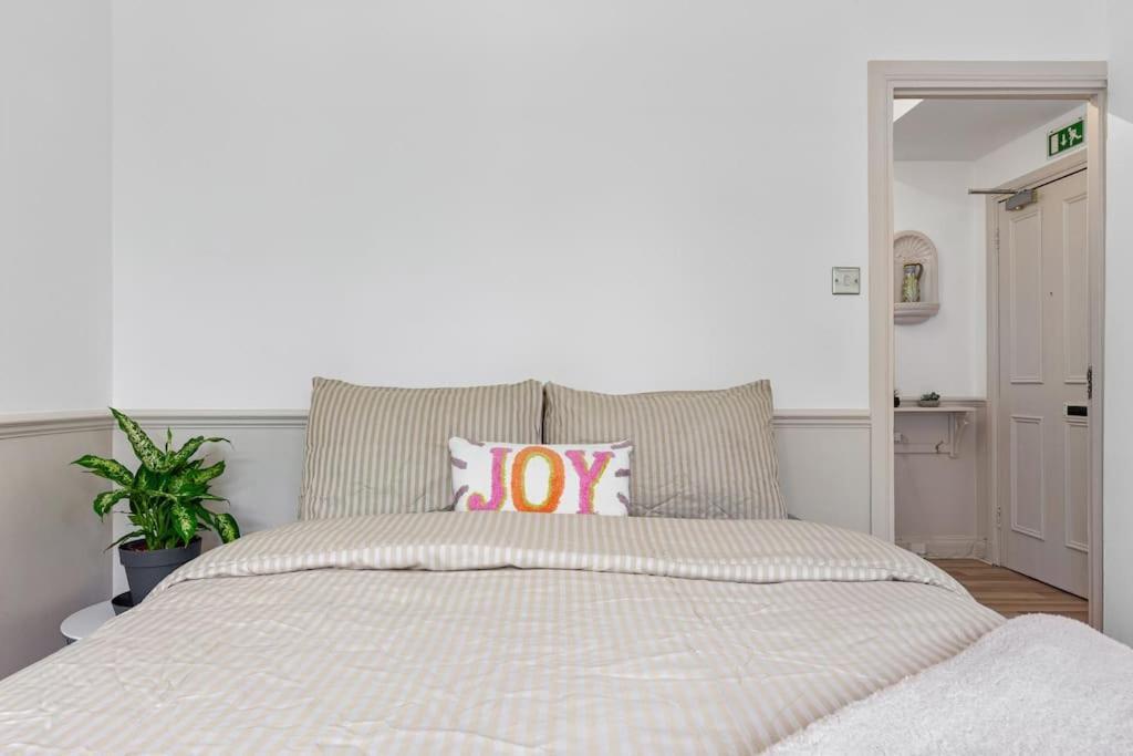 Appartamento Brand New 3 Bedroom Flat In *